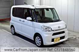 daihatsu tanto 2015 CFJ1848560