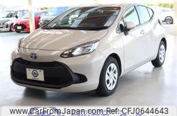 toyota aqua 2021 CFJ0644643