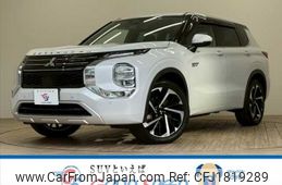 mitsubishi outlander-phev 2022 CFJ1819289