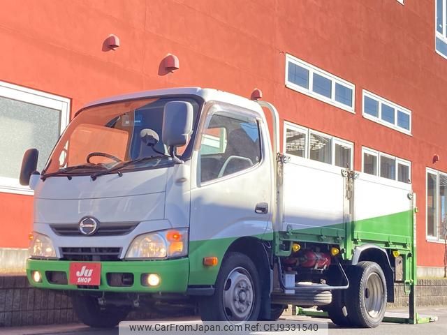 hino dutro 2013 GOO_NET_EXCHANGE_0400399A30231118W002 image 1