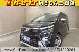 toyota voxy 2018 -TOYOTA--Voxy DBA-ZRR80W--ZRR80-0472652---TOYOTA--Voxy DBA-ZRR80W--ZRR80-0472652-