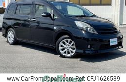 toyota isis 2012 CFJ1626539