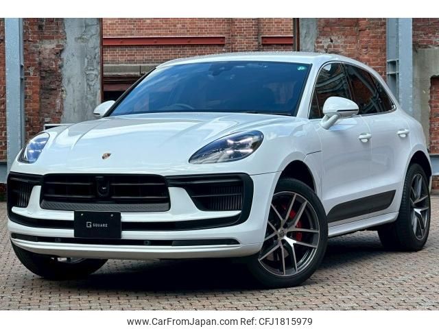 porsche macan 2023 CFJ1815979 image 1