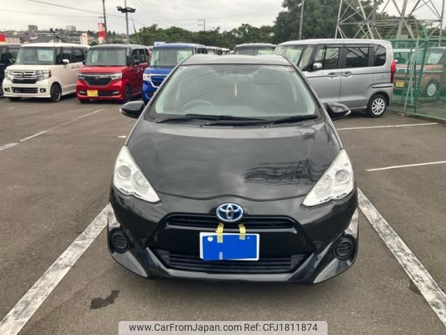 toyota aqua 2016 CFJ1811874 image 1