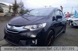 honda fit-hybrid 2013 CFJ1801399