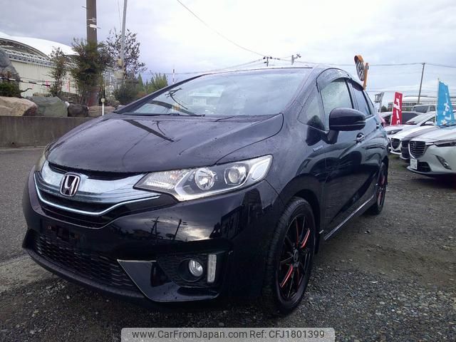 honda fit-hybrid 2013 CFJ1801399 image 1