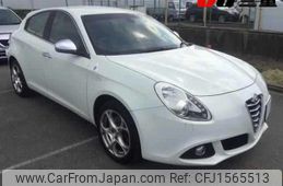 alfa-romeo giulietta 2015 CFJ1565513