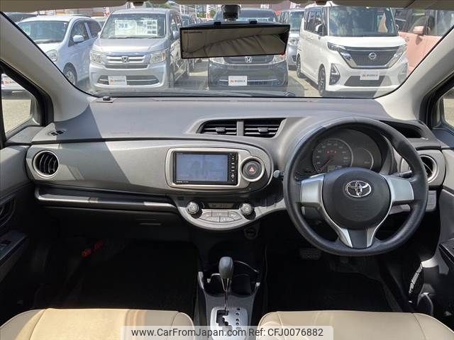 toyota vitz 2013 -TOYOTA--Vitz DBA-NSP130--NSP130-2131376---TOYOTA--Vitz DBA-NSP130--NSP130-2131376- image 2