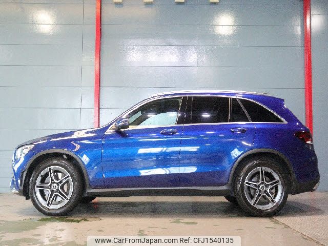 mercedes-benz glc-class 2022 CFJ1540135 image 2