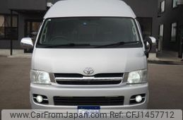toyota hiace-van 2005 GOO_JP_700120021230250723002