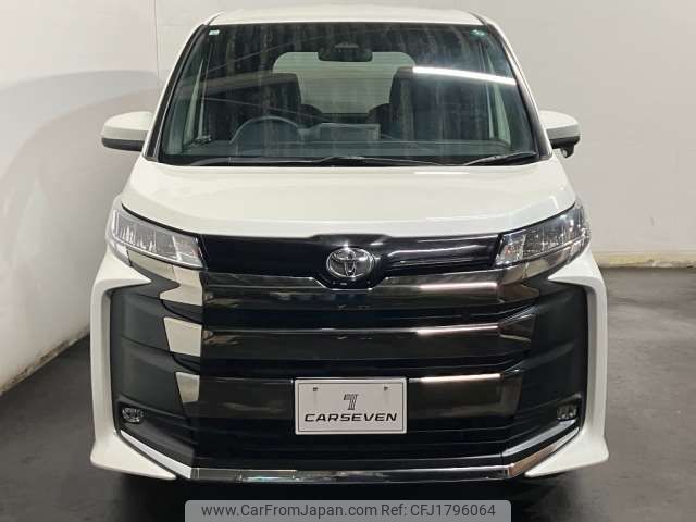 toyota noah 2024 CFJ1796064 image 2