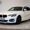 bmw 1-series 2019 quick_quick_LDA-1S20_WBA1S520X05L21312 image 1