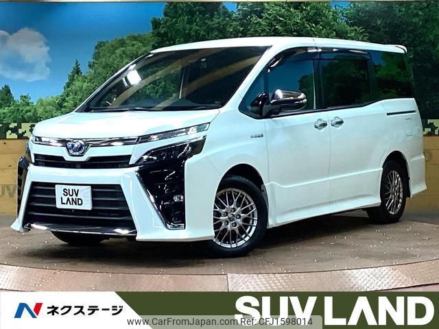 toyota voxy 2018 CFJ1598014 image 1