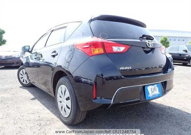 toyota auris 2014 646828-N2025050126F-27 image 2
