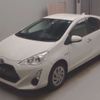 toyota aqua 2016 CFJ1633101 image 1