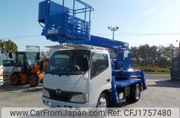 hino dutro 2007 CFJ1757480