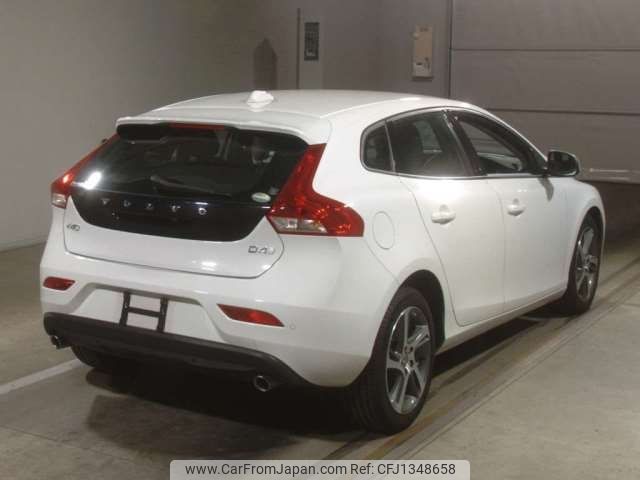 volvo v40 2019 -VOLVO--Volvo V40 LDA-MD4204T--YV1MVA8RDK2560254---VOLVO--Volvo V40 LDA-MD4204T--YV1MVA8RDK2560254- image 2