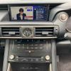 lexus is 2017 CFJ1727229 image 9