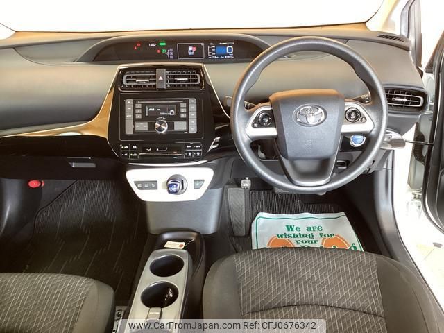 toyota prius 2016 quick_quick_ZVW51_ZVW51-6019398 image 2