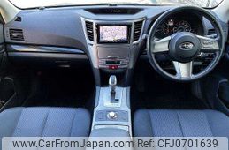 subaru legacy-touring-wagon 2011 504928-927578