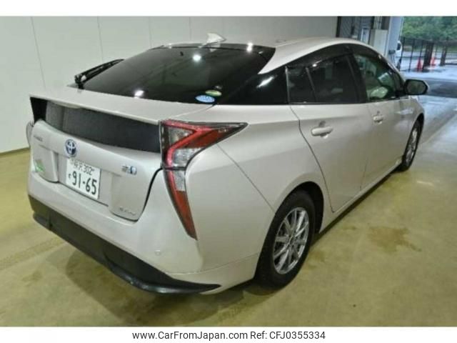 toyota prius 2016 quick_quick_DAA-ZVW55_8012035 image 2