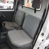 mitsubishi minicab-truck 2001 CFJ1549049 image 16