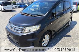 honda freed-spike 2011 CFJ1859018
