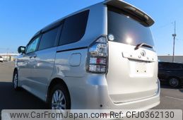 toyota voxy 2010 NIKYO_LR29315