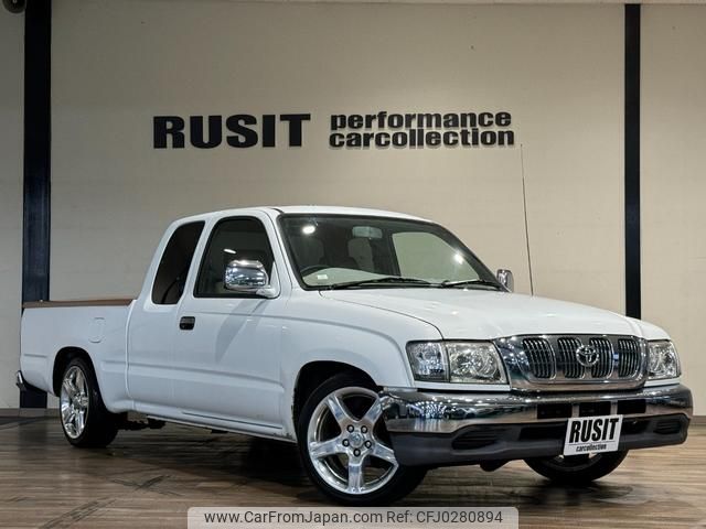 toyota hilux-sports-pick-up 2000 GOO_NET_EXCHANGE_0208398A30241004W001 image 2