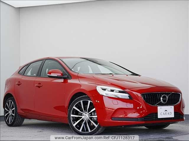 volvo v40 2017 -VOLVO--Volvo V40 MD4204T--J2443024---VOLVO--Volvo V40 MD4204T--J2443024- image 1
