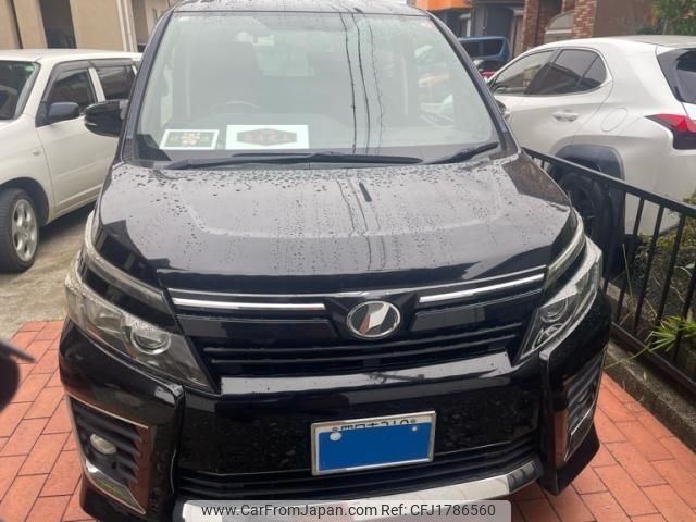 toyota voxy 2014 CFJ1786560 image 1