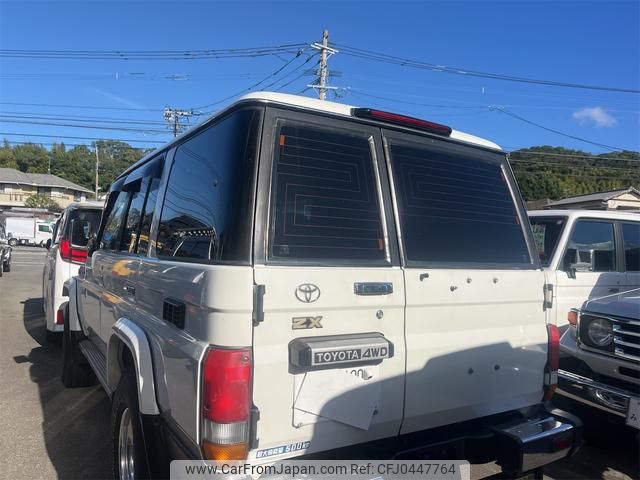 2000 Toyota Land Cruiser 70 HZJ76 4WD - Car Price $44,000