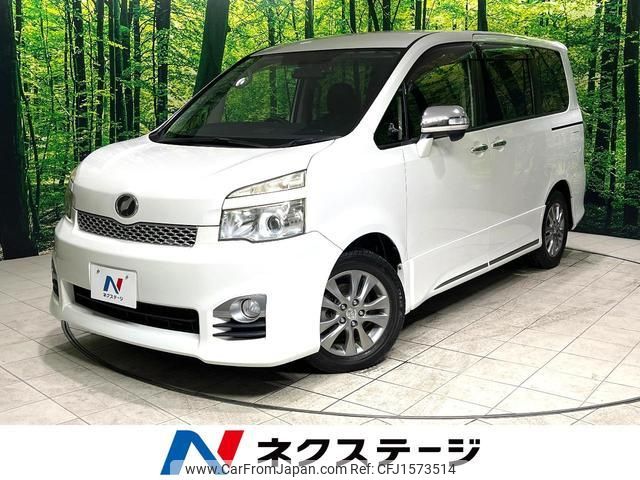 toyota voxy 2012 CFJ1573514 image 1