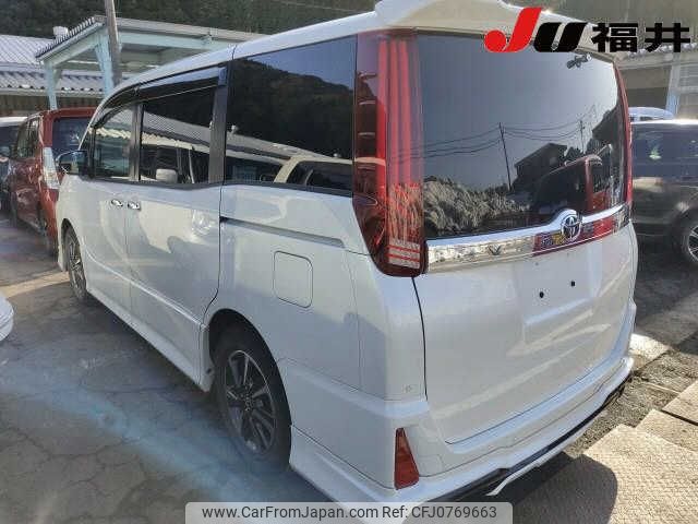 toyota voxy 2020 -TOYOTA--Voxy ZRR80W--0608978---TOYOTA--Voxy ZRR80W--0608978- image 2
