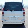 toyota noah 2005 30592 image 8