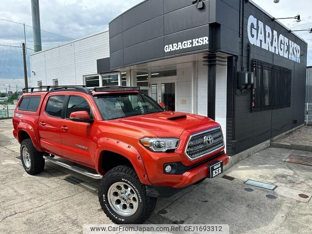 toyota tacoma 2017 CFJ1693312 image 2