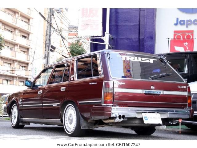 nissan gloria-wagon 1994 CFJ1607247 image 2