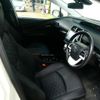 toyota prius-phv 2018 quick_quick_DLA-ZVW52_ZVW52-3080808 image 12