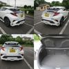 toyota c-hr 2017 quick_quick_DAA-ZYX10_ZYX10-2073251 image 2