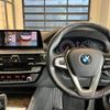 bmw 5-series 2018 quick_quick_JR20_WBAJR320X0WD97383 image 13