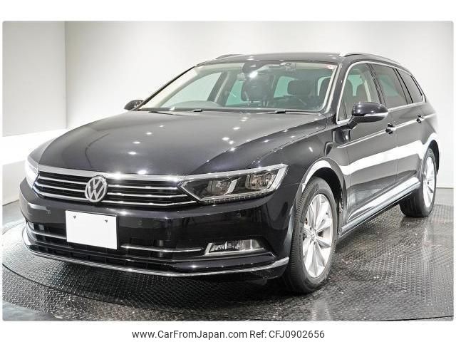 volkswagen passat-variant 2018 quick_quick_LDA-3CDFC_WVWZZZ3CZJE134286 image 1