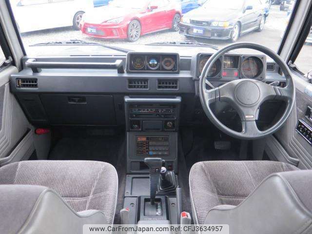 mitsubishi pajero 1988 FUJI_CAR_19094335 image 2