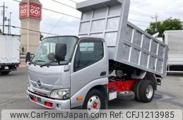 hino dutro 2021 CFJ1213985
