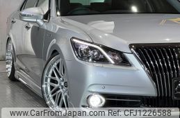 toyota crown-majesta 2014 CARSENSOR_JP_AU6364804728