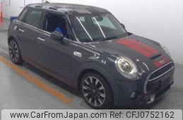 mini mini-others 2015 quick_quick_DBA-XS20_WMWXS720602C48255