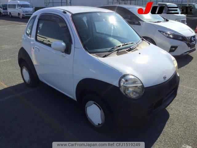 suzuki twin 2003 CFJ1519249 image 1