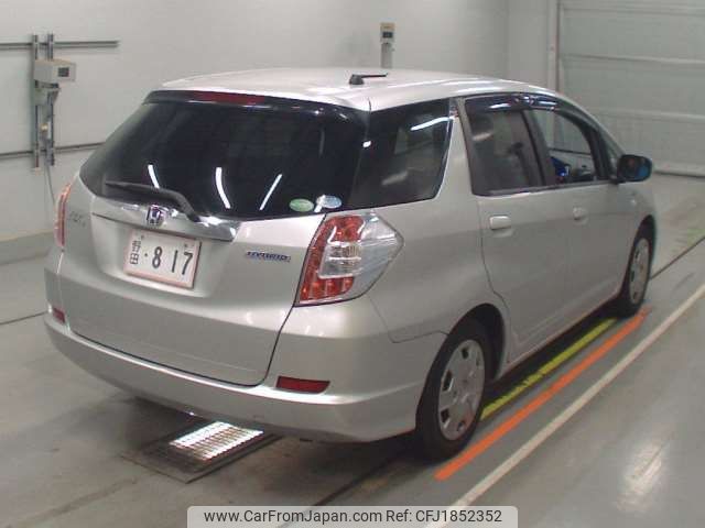 honda fit-shuttle 2014 CFJ1852352 image 2