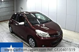 toyota vitz 2013 -TOYOTA--Vitz KSP130--KSP130-2091972---TOYOTA--Vitz KSP130--KSP130-2091972-