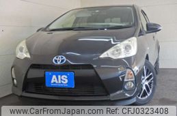 toyota aqua 2014 -TOYOTA--AQUA DAA-NHP10--NHP10-2322657---TOYOTA--AQUA DAA-NHP10--NHP10-2322657-