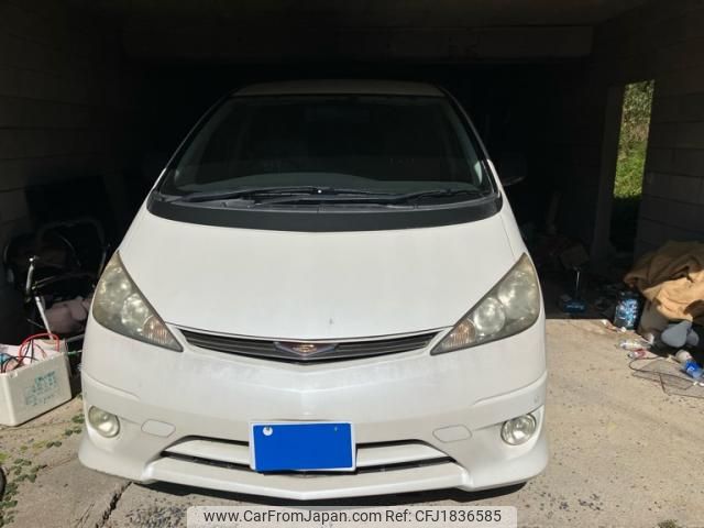 toyota estima 2004 CFJ1836585 image 1